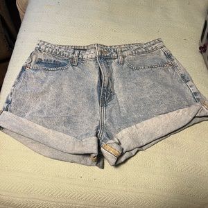 NWOT Wild Fable Mom Shorts